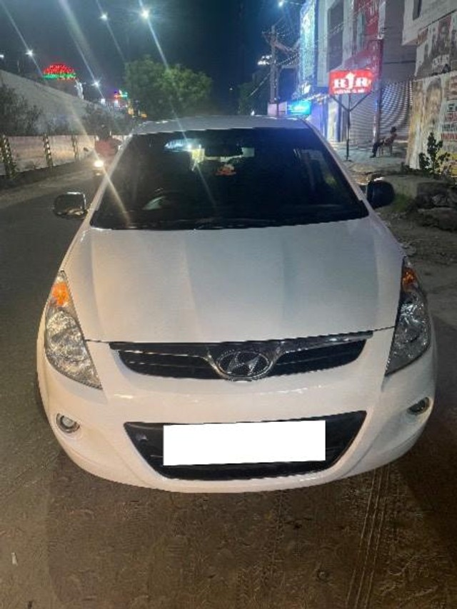 Second-hand 2010 Hyundai i20 Era Diesel for sale in Tirunelveli-2