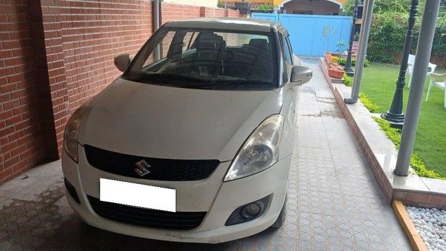 Second-hand 2013 Maruti Suzuki Swift VXI for sale in Dehradun-1