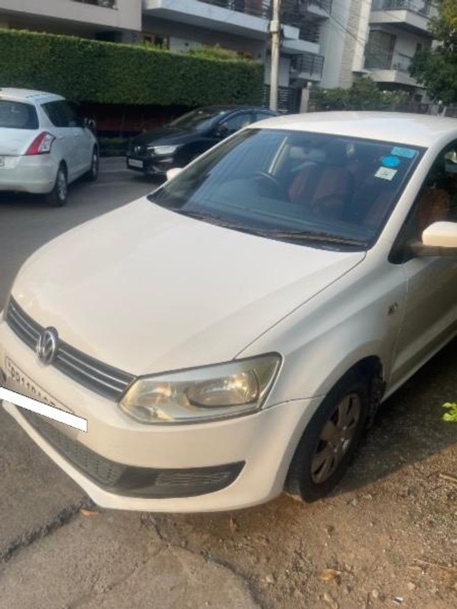 Second-hand 2012 Volkswagen Polo Petrol Comfortline 1.2L for sale in Chandigarh-2