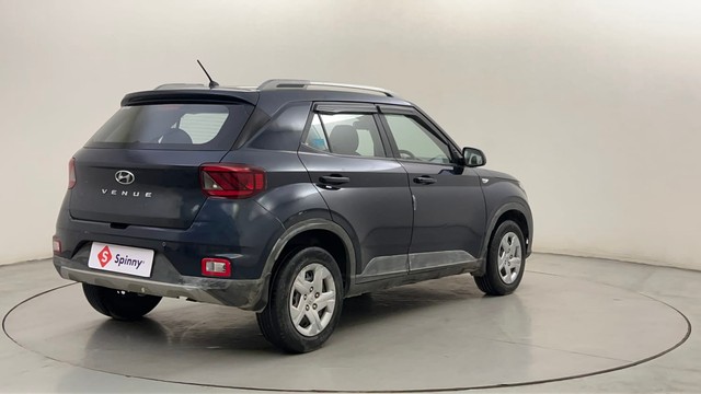 Second-hand 2020 Hyundai Venue S Plus Diesel BSVI for sale in Mysore-3