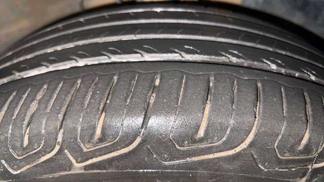 Second-hand 2020 Hyundai Venue S Plus Diesel BSVI for sale in Mysore-38