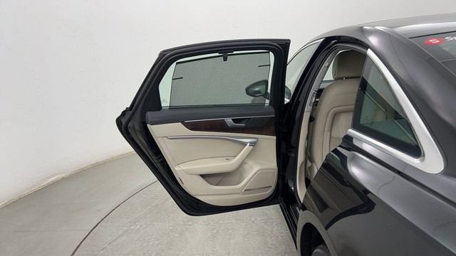 Second-hand 2020 Audi A6 45 TFSI Premium Plus for sale in Pune-28