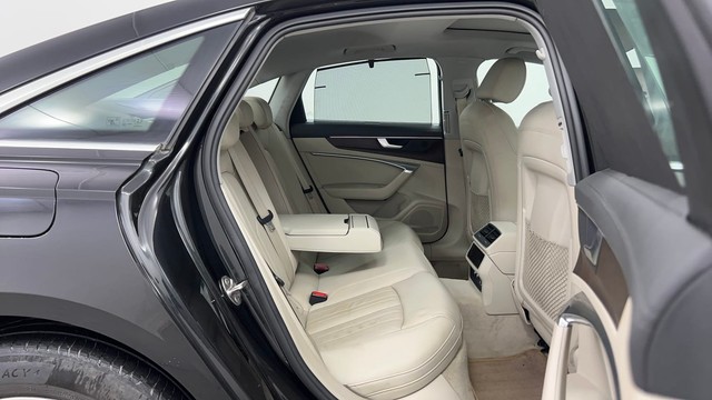 Second-hand 2020 Audi A6 45 TFSI Premium Plus for sale in Pune-37