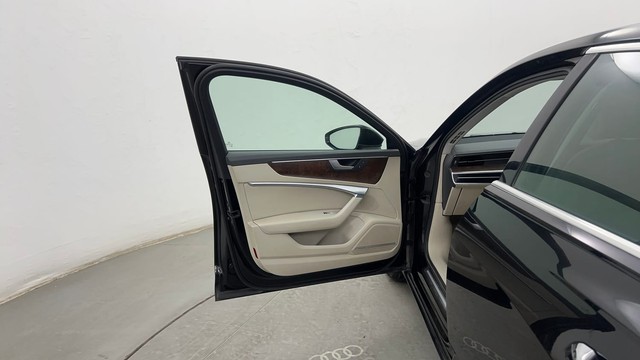 Second-hand 2020 Audi A6 45 TFSI Premium Plus for sale in Pune-33