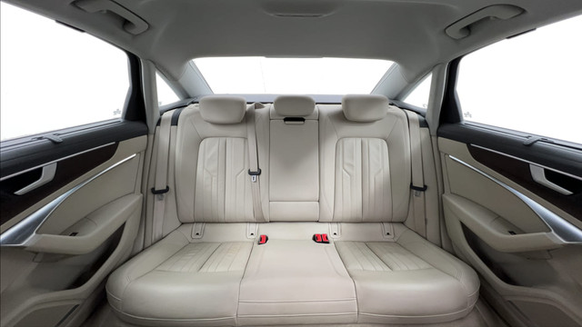 Second-hand 2020 Audi A6 45 TFSI Premium Plus for sale in Pune-25