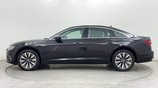 Second-hand 2020 Audi A6 45 TFSI Premium Plus for sale in Pune-6