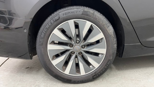 Second-hand 2020 Audi A6 45 TFSI Premium Plus for sale in Pune-18