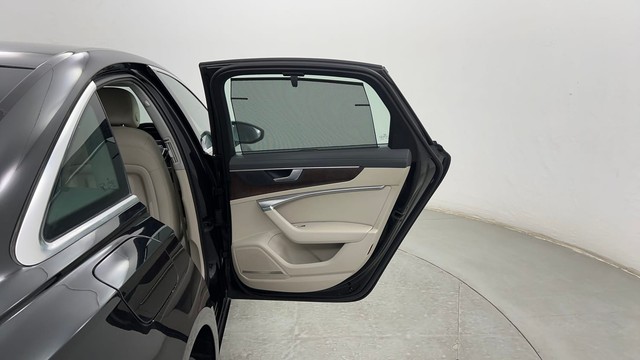 Second-hand 2020 Audi A6 45 TFSI Premium Plus for sale in Pune-34