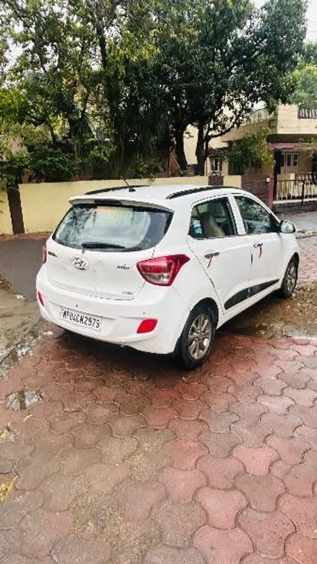 Second-hand 2014 Hyundai Grand i10 Asta Option for sale in Ujjain-4