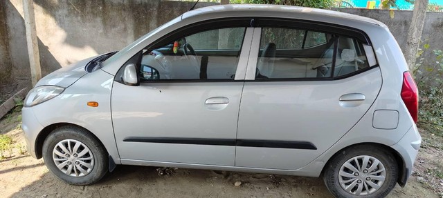 Second-hand 2015 Hyundai i10 Sportz 1.1L for sale in Sonitpur-1
