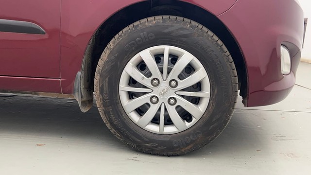 Second-hand 2014 Hyundai i10 Sportz 1.1L for sale in Kolkata-17