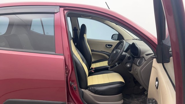 Second-hand 2014 Hyundai i10 Sportz 1.1L for sale in Kolkata-15