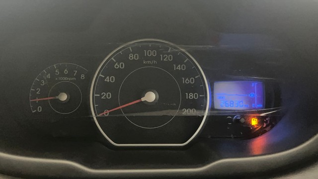 Second-hand 2014 Hyundai i10 Sportz 1.1L for sale in Kolkata-13