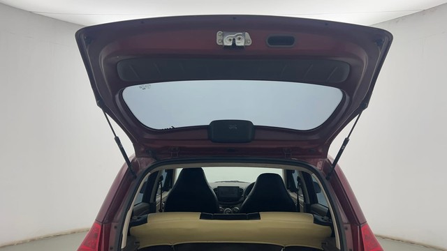 Second-hand 2014 Hyundai i10 Sportz 1.1L for sale in Kolkata-31