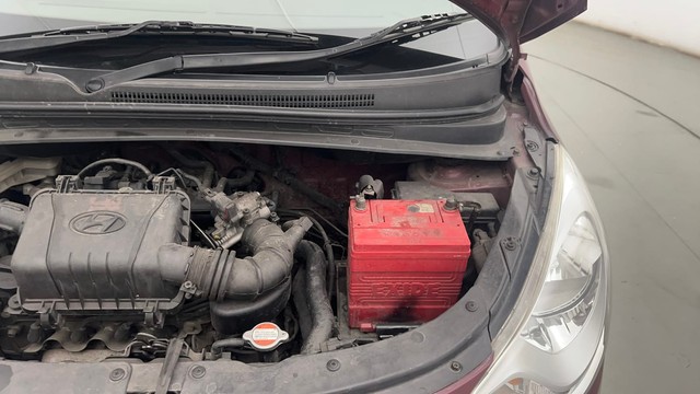 Second-hand 2014 Hyundai i10 Sportz 1.1L for sale in Kolkata-25