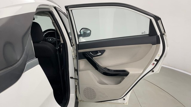 Second-hand 2020 Tata Nexon XZ Plus (O) Diesel for sale in Jaipur-32