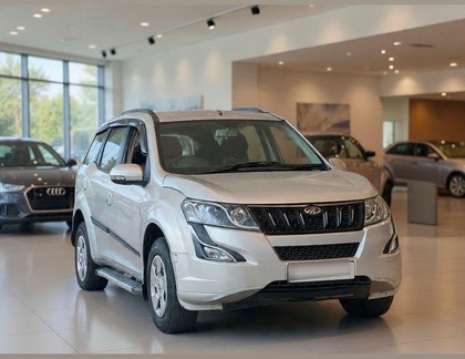 Mahindra XUV500 W6 1.99 mHawk Second-hand 2015 Mahindra XUV500 W6 1.99 mHawk for sale in New Delhi