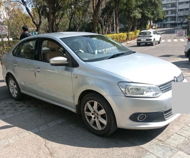 Second-hand 2012 Volkswagen Vento Petrol Highline for sale in Gurgaon-4