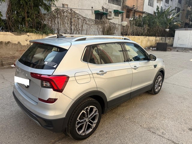 Second-hand 2022 Skoda Kushaq 1.0 TSI Style 4 Airbags AT for sale in New Delhi-2