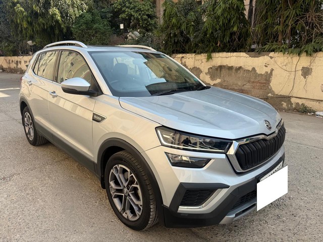 Second-hand 2022 Skoda Kushaq 1.0 TSI Style 4 Airbags AT for sale in New Delhi-20