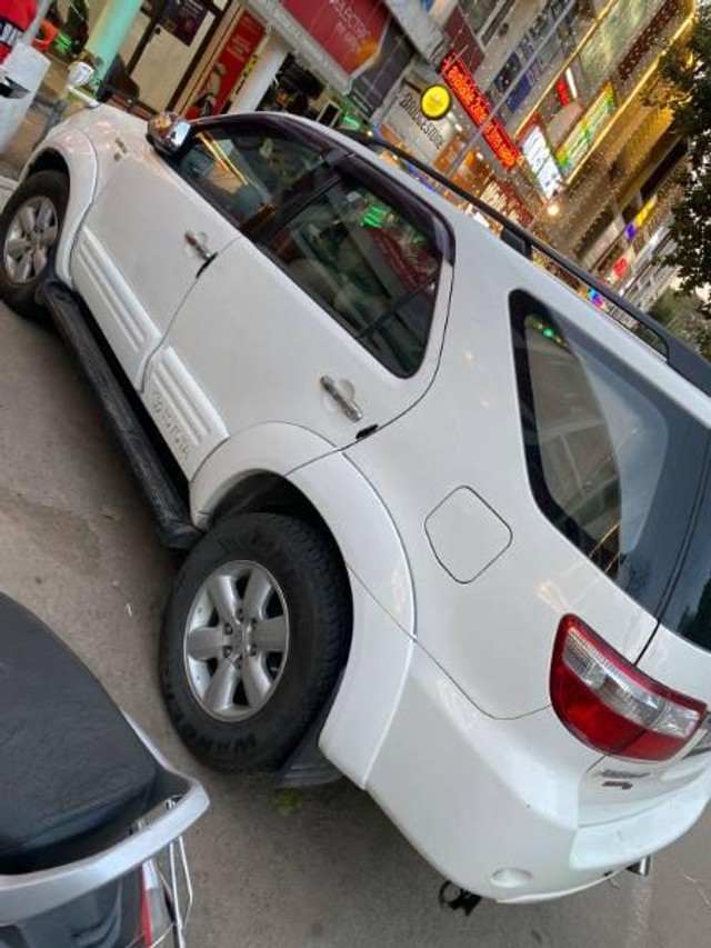Second-hand 2010 Toyota Fortuner 3.0 Diesel for sale in Chandigarh-4