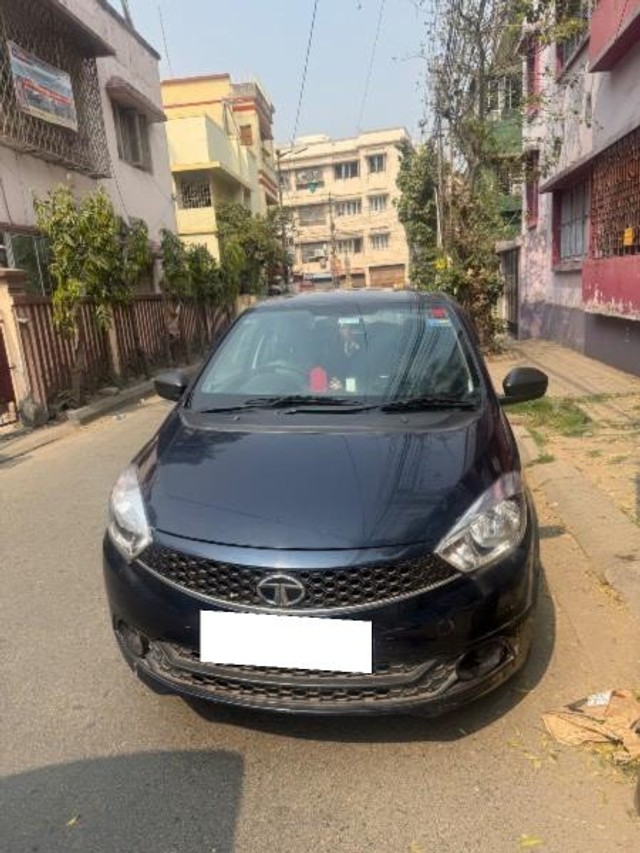 Second-hand 2019 Tata Tigor 1.2 Revotron XB for sale in Kolkata-2