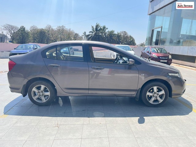 Second-hand 2012 Honda City 1.5 S MT for sale in Mysore-3