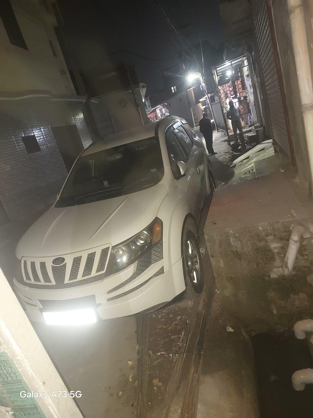 Second-hand 2012 Mahindra XUV500 W8 FWD for sale in Jammu-2