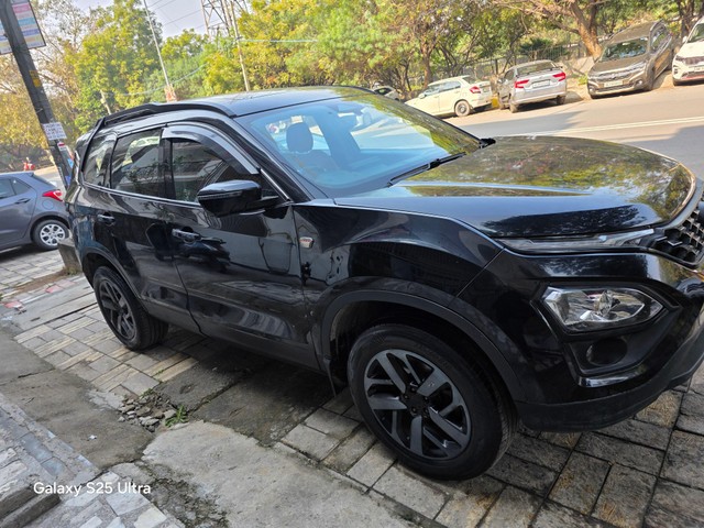 Second-hand 2023 Tata Safari XZA Plus (O) Red Dark AT BSVI for sale in New Delhi-6