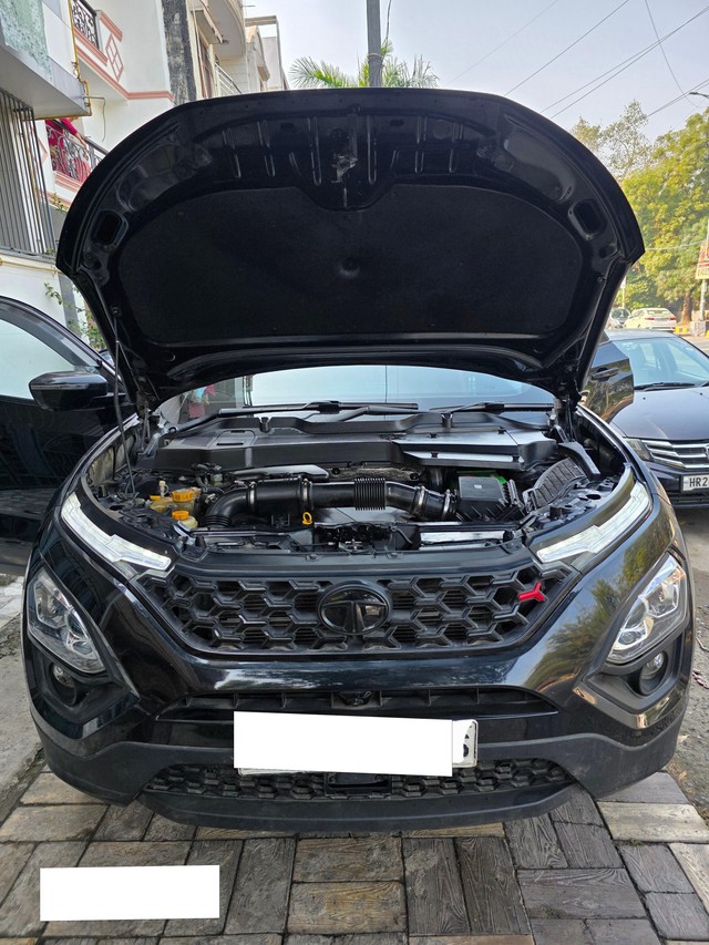 Second-hand 2023 Tata Safari XZA Plus (O) Red Dark AT BSVI for sale in New Delhi-13