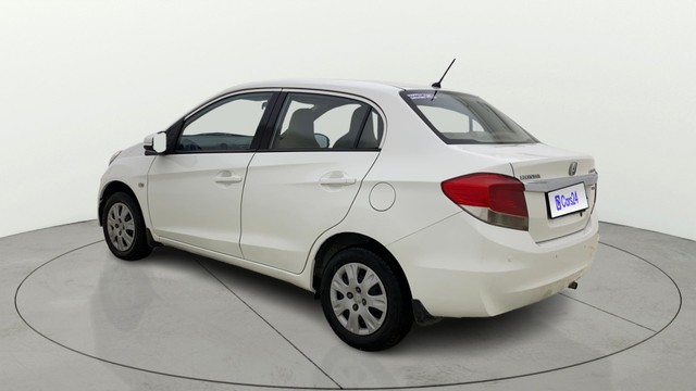 Honda Amaze S i-Vtech Second-hand 2015 Honda Amaze S i-Vtech for sale in Ahmedabad-4