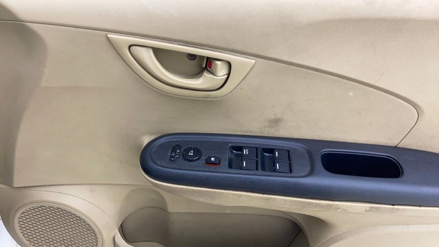 Honda Amaze S i-Vtech Second-hand 2015 Honda Amaze S i-Vtech for sale in Ahmedabad-17