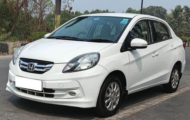 Second-hand 2016 Honda Amaze VX i-VTEC for sale in Mumbai-4