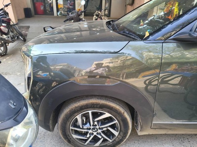 Second-hand 2025 Mahindra XUV 3XO AX5 Diesel for sale in Ongole-5