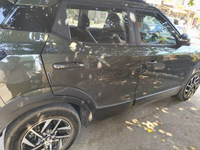 Second-hand 2025 Mahindra XUV 3XO AX5 Diesel for sale in Ongole-3