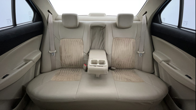 Second-hand 2017 Maruti Suzuki Dzire VXI for sale in Lucknow-25