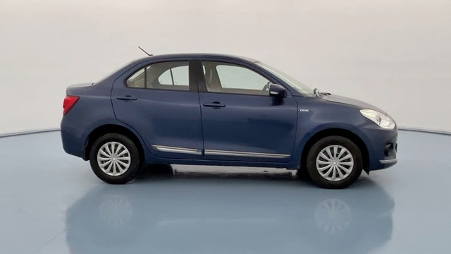 Second-hand 2017 Maruti Suzuki Dzire VXI for sale in Lucknow-2