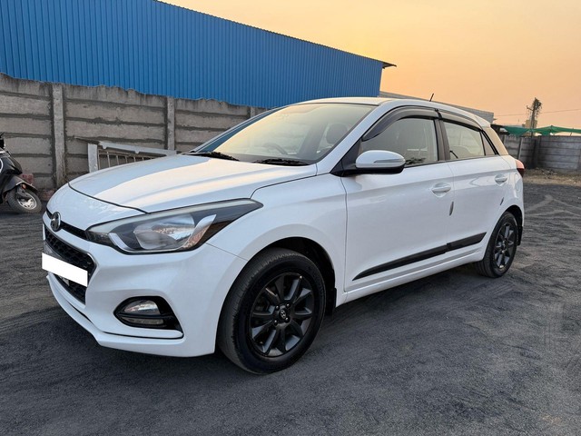 Second-hand 2020 Hyundai i20 Sportz Plus for sale in Sabarkantha-10