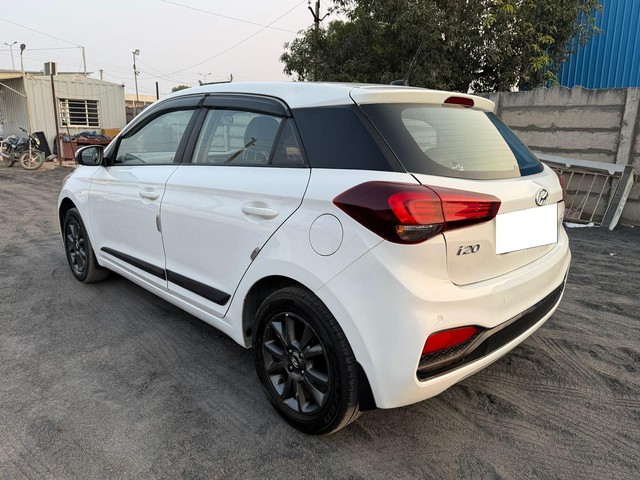 Second-hand 2020 Hyundai i20 Sportz Plus for sale in Sabarkantha-3