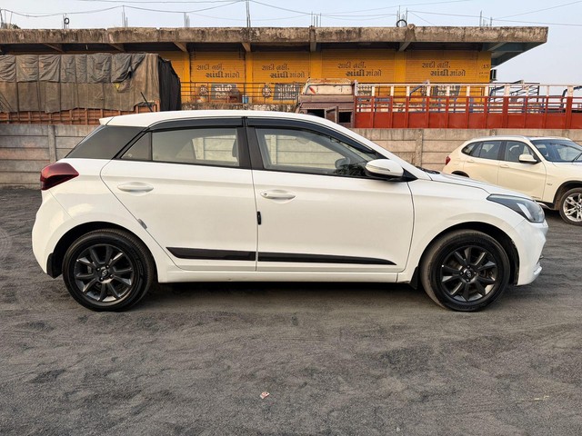 Second-hand 2020 Hyundai i20 Sportz Plus for sale in Sabarkantha-8