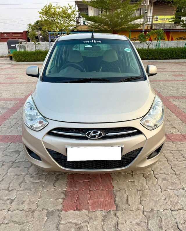Second-hand 2012 Hyundai i10 Magna for sale in Sabarkantha-9