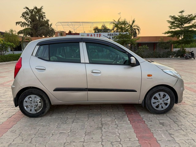 Second-hand 2012 Hyundai i10 Magna for sale in Sabarkantha-1