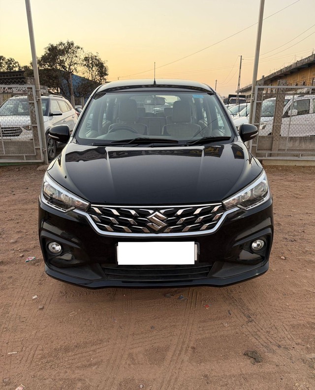 Maruti Ertiga ZXI (O) CNG Second-hand 2023 Maruti Ertiga ZXI (O) CNG for sale in Sabarkantha-4