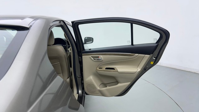 Second-hand 2019 Maruti Suzuki Ciaz 1.4 AT Alpha for sale in Noida-39