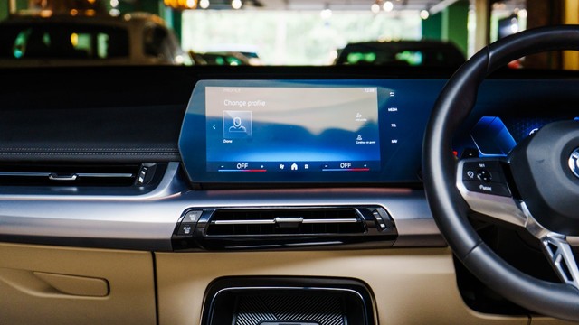 Second-hand 2025 BMW X1 sDrive18i M Sport for sale in New Delhi-16