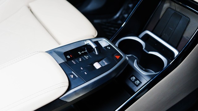 Second-hand 2025 BMW X1 sDrive18i M Sport for sale in New Delhi-10