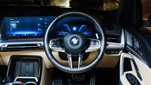 Second-hand 2025 BMW X1 sDrive18i M Sport for sale in New Delhi-7