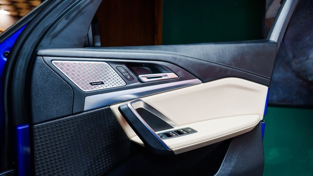 Second-hand 2025 BMW X1 sDrive18i M Sport for sale in New Delhi-9