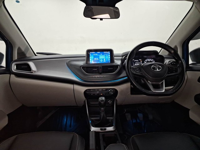 Second-hand 2023 Tata Altroz XZ Diesel for sale in Coimbatore-11