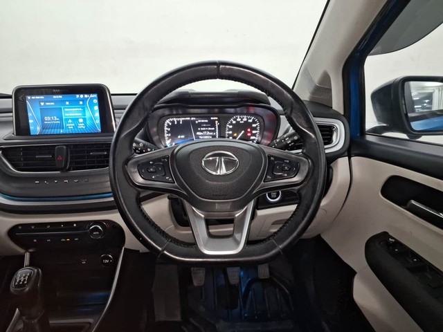 Second-hand 2023 Tata Altroz XZ Diesel for sale in Coimbatore-23